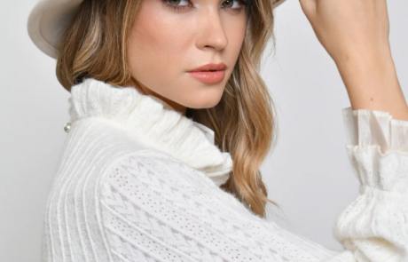 חורף, צנוע ומלא בסטייל: המדריך המלא לשדרוג המלתחה עם חליפות סריג ואקססוריז נכונים