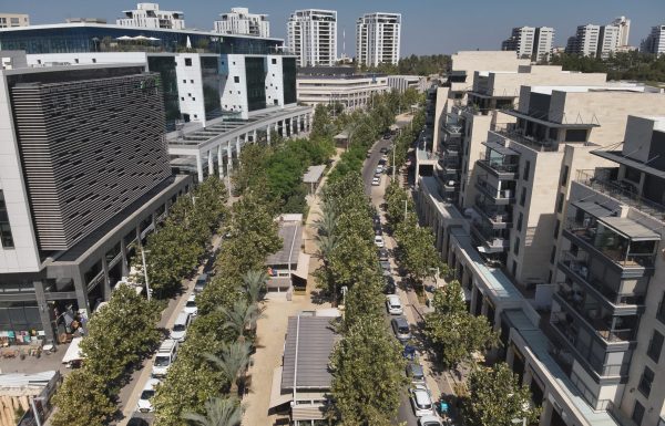 מודיעין למען העסקים המקומיים: שינוי צו הארנונה העירוני