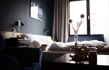 איך לבחור ריהוט מושלם לבית חדש – טיפים מנצחים לעיצוב מודרני ומדויק