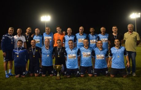 גבעת זאב היא אלופת ליגת בתי הכנסת בכדורגל